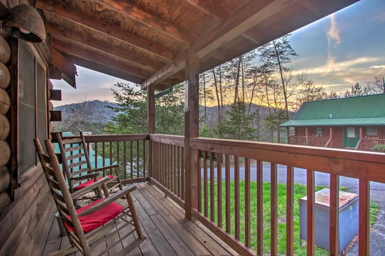 With Hot Tub And Mountain Views! Σπίτι διακοπών